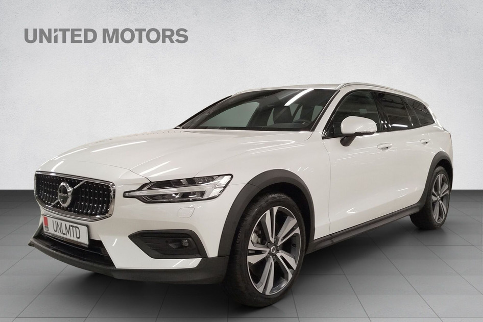 Volvo V60 Cross Country, 2024, 2.0, 184 kW, hibrīds (benzīns/elektrība), automātiskā, pilnpiedziņa