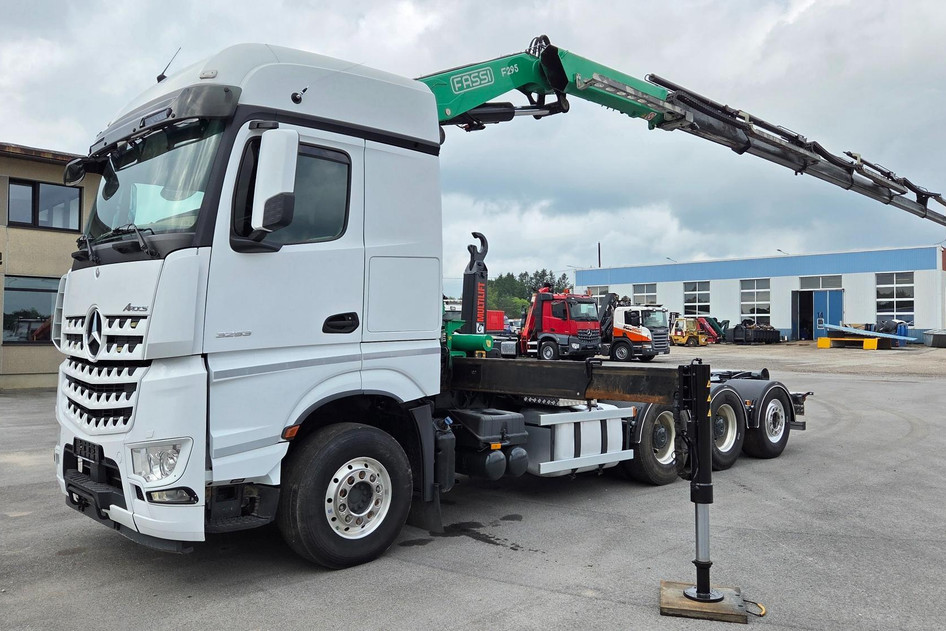 Mercedes-Benz Arocs 3253 8X4*4 Fassi F295, 2019, 12.8, 390 kW, dīzelis, aizmugurējā piedziņa