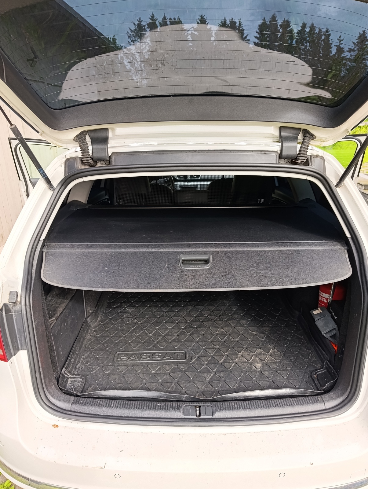 Volkswagen Passat 2014, photo 5/11