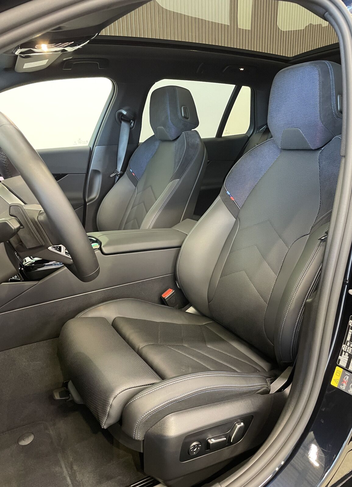 BMW 530 2025, kuva 7/21