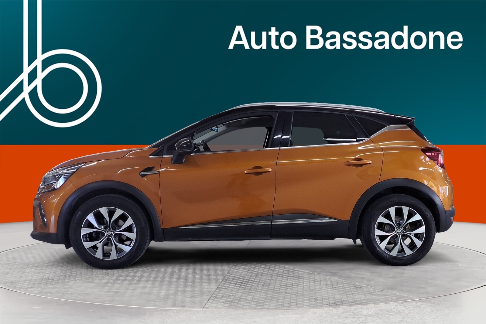 Renault Captur 2022, kuva 2/10