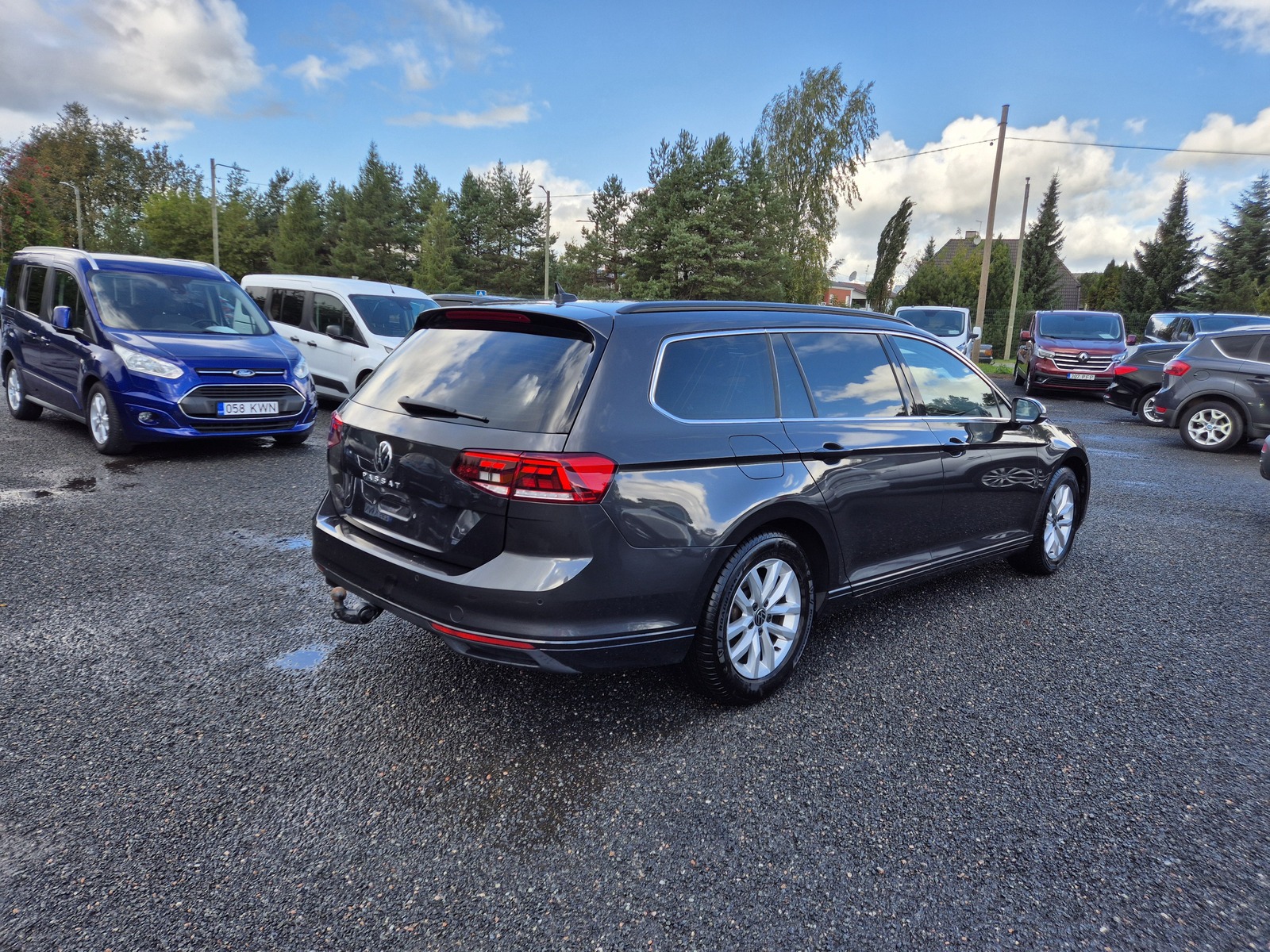 Volkswagen Passat 2022, photo 3/23