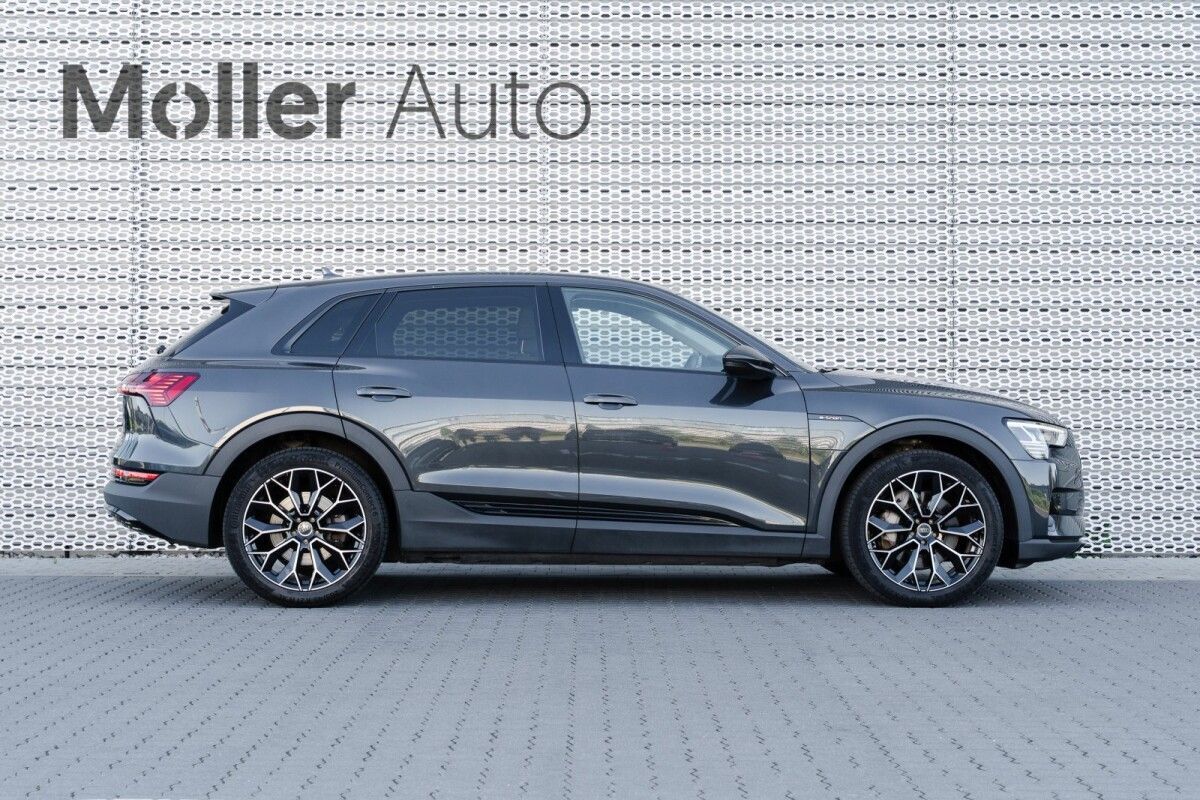 Audi e-tron 2021, photo 5/10