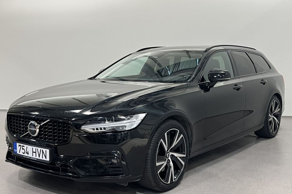 Volvo V90, 2022, 2.0, 173 kW, hybrid (diesel/electric), automatic, all-wheel drive