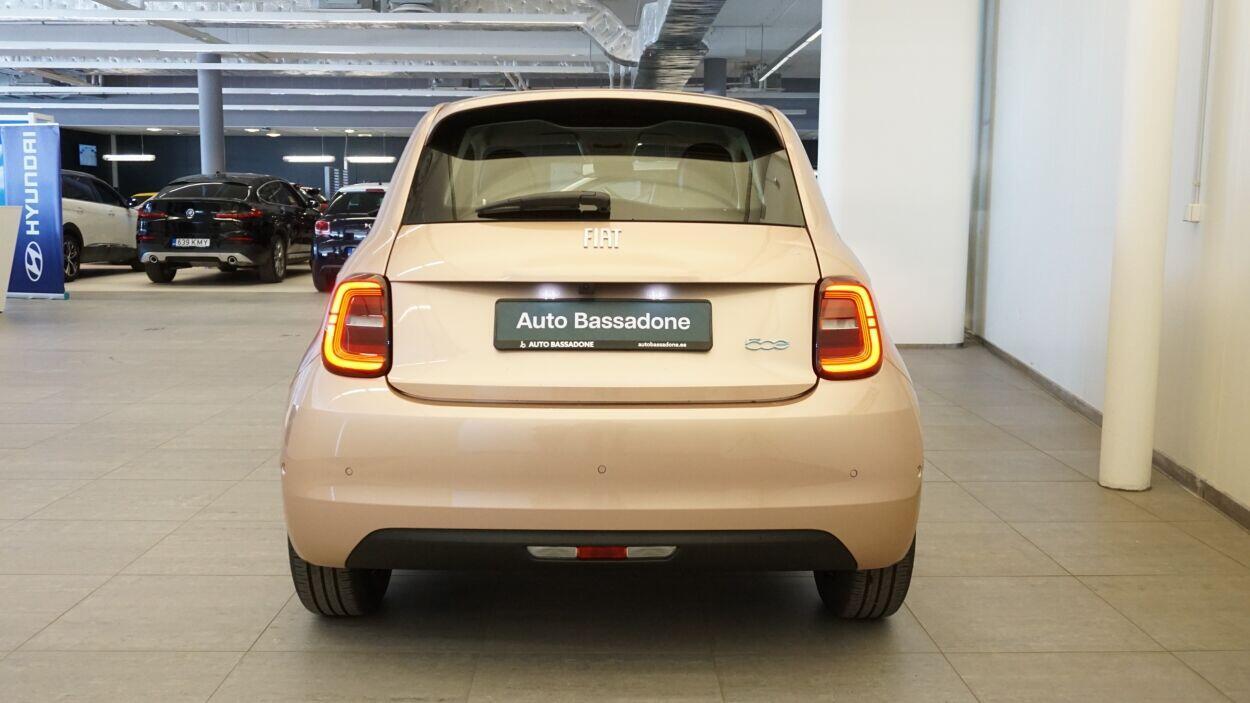 Fiat 500 2024, kuva 5/10