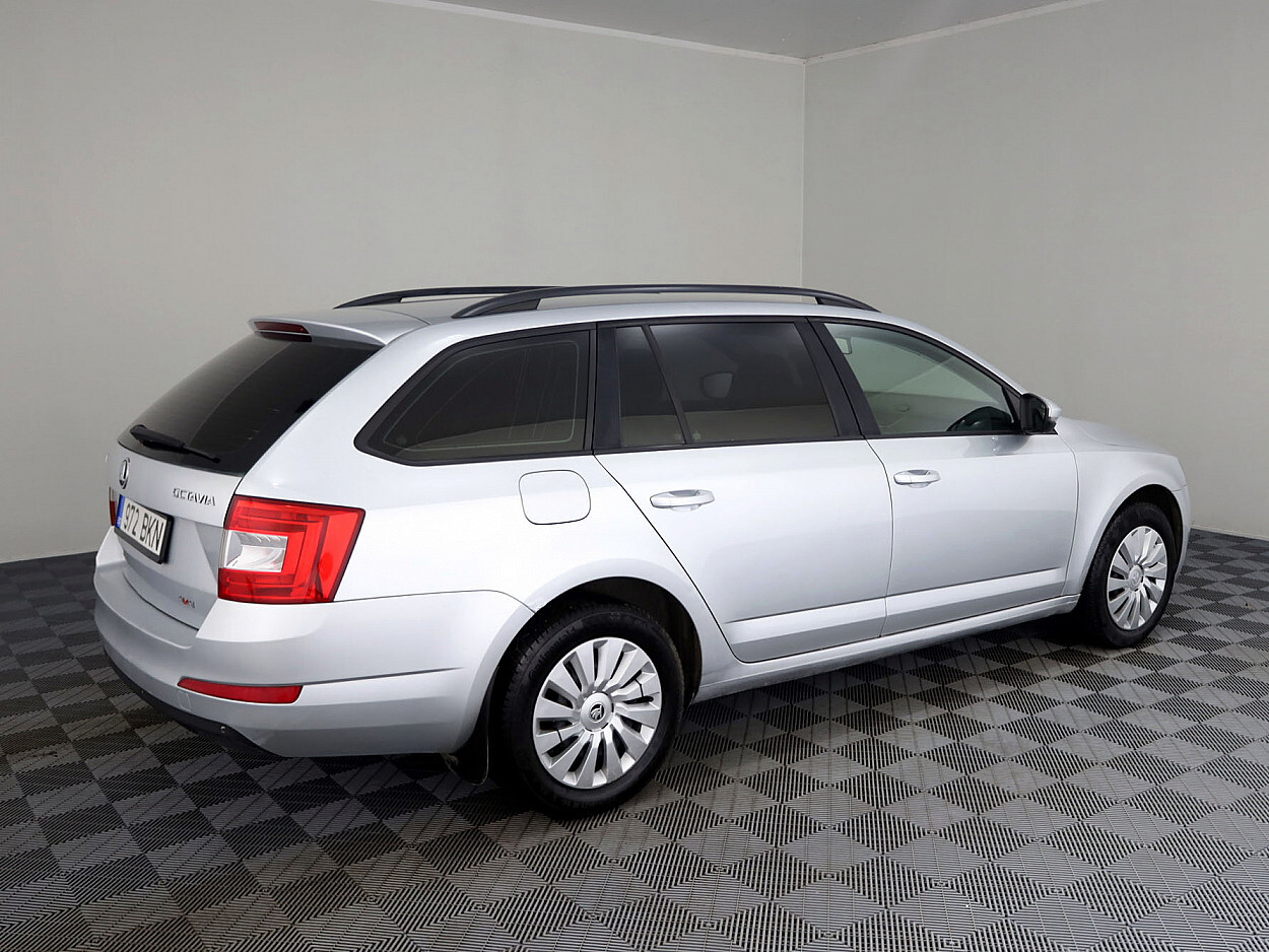 Škoda Octavia 2013, photo 3/7