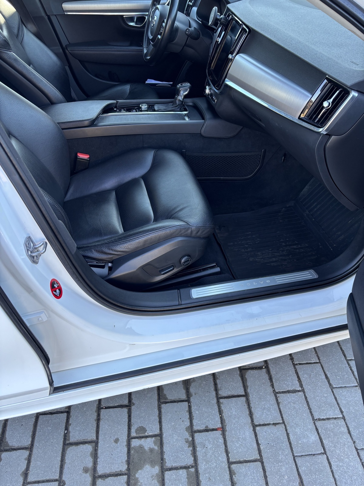 Volvo V90 2018, photo 6/14