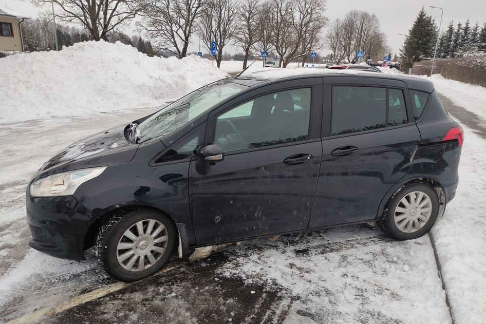 Ford B-Max, 2015, 1.6, 77 kW, бензин, автомат, передний привод