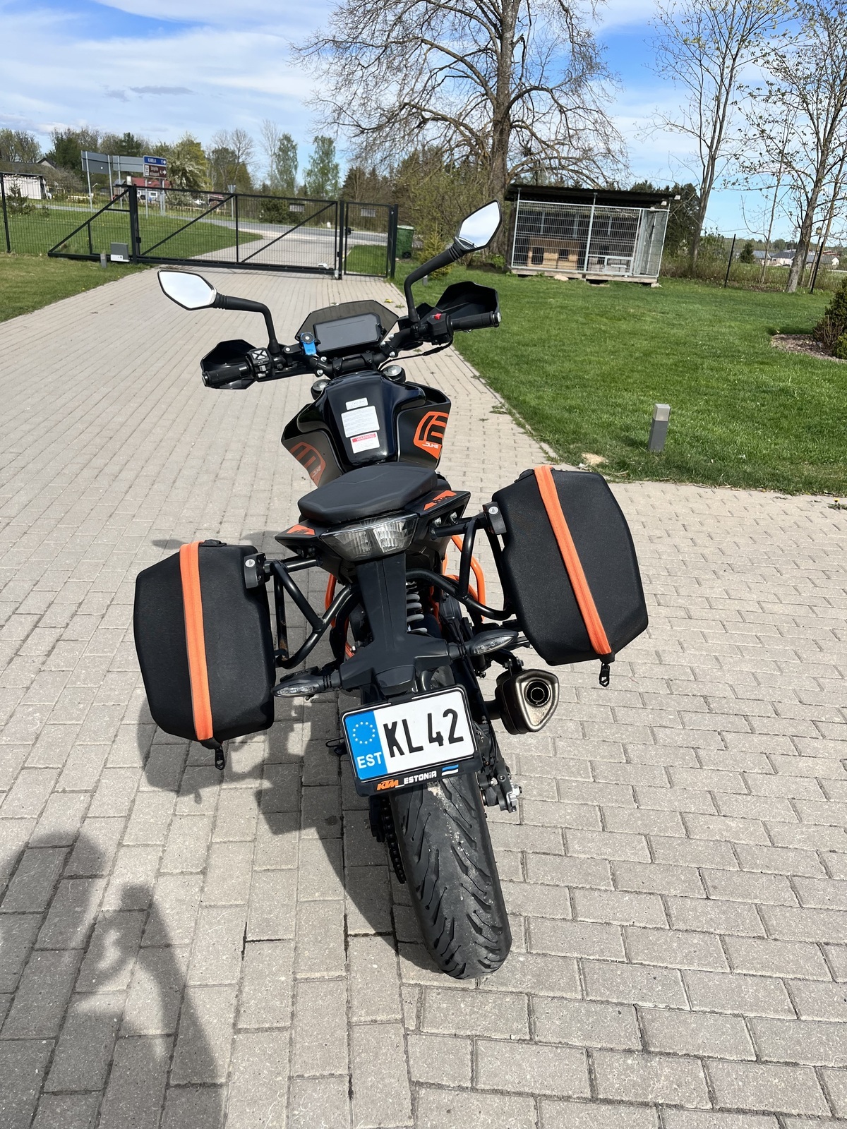 KTM 125 DUKE 2023, photo 2/6