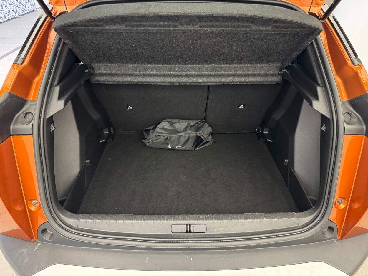 Peugeot 2008 2020, kuva 6/20