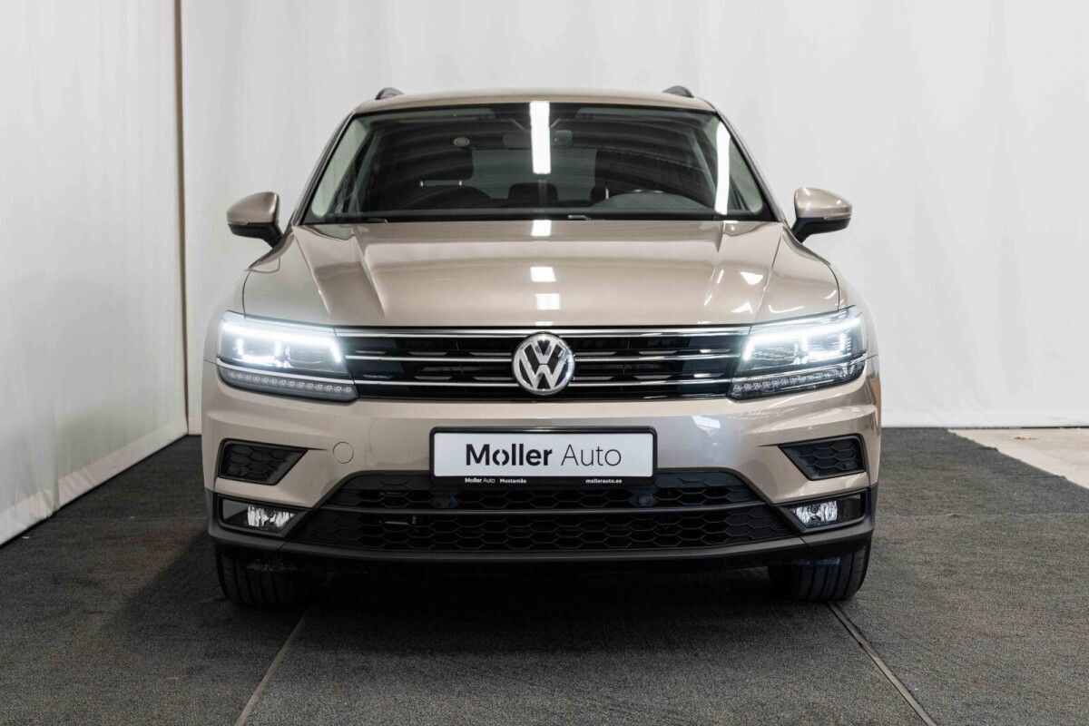 Volkswagen Tiguan 2018, photo 2/16