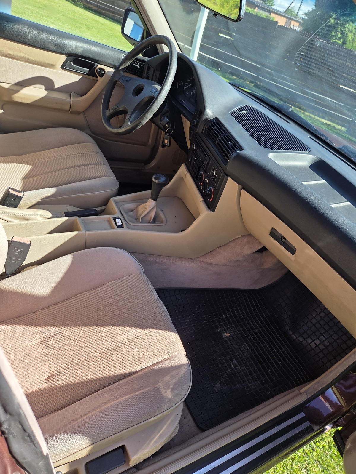 BMW 520 1988, photo 4/9
