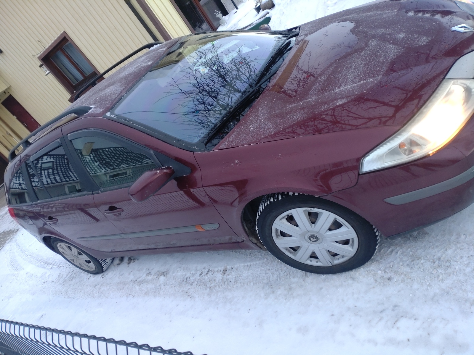 Renault Laguna 2005, kuva 3/15