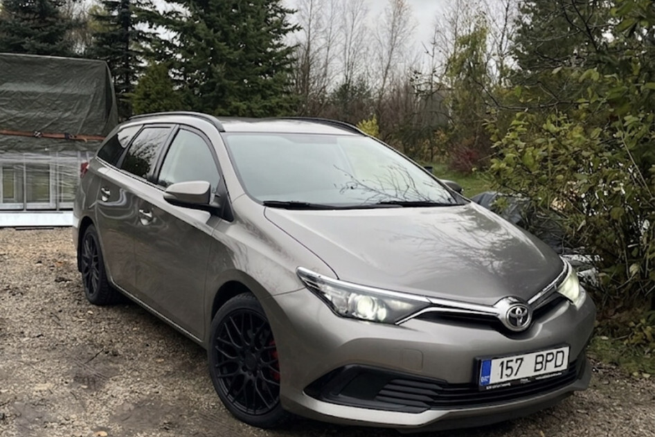 Toyota Auris, 2015, 1.4, 66 kW, diisel, manuaal, esivedu