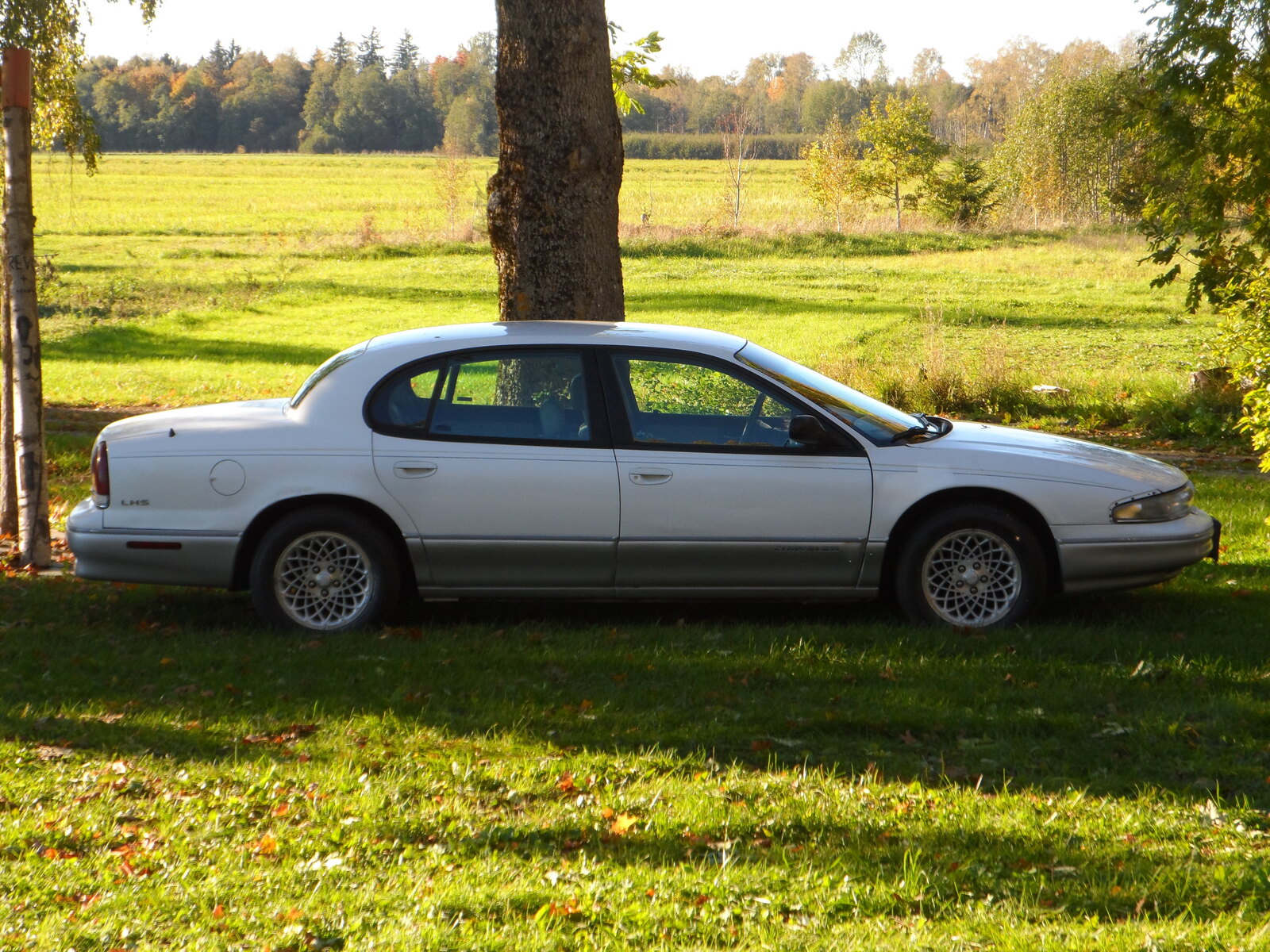 Chrysler LHS 1994, photo 3/10