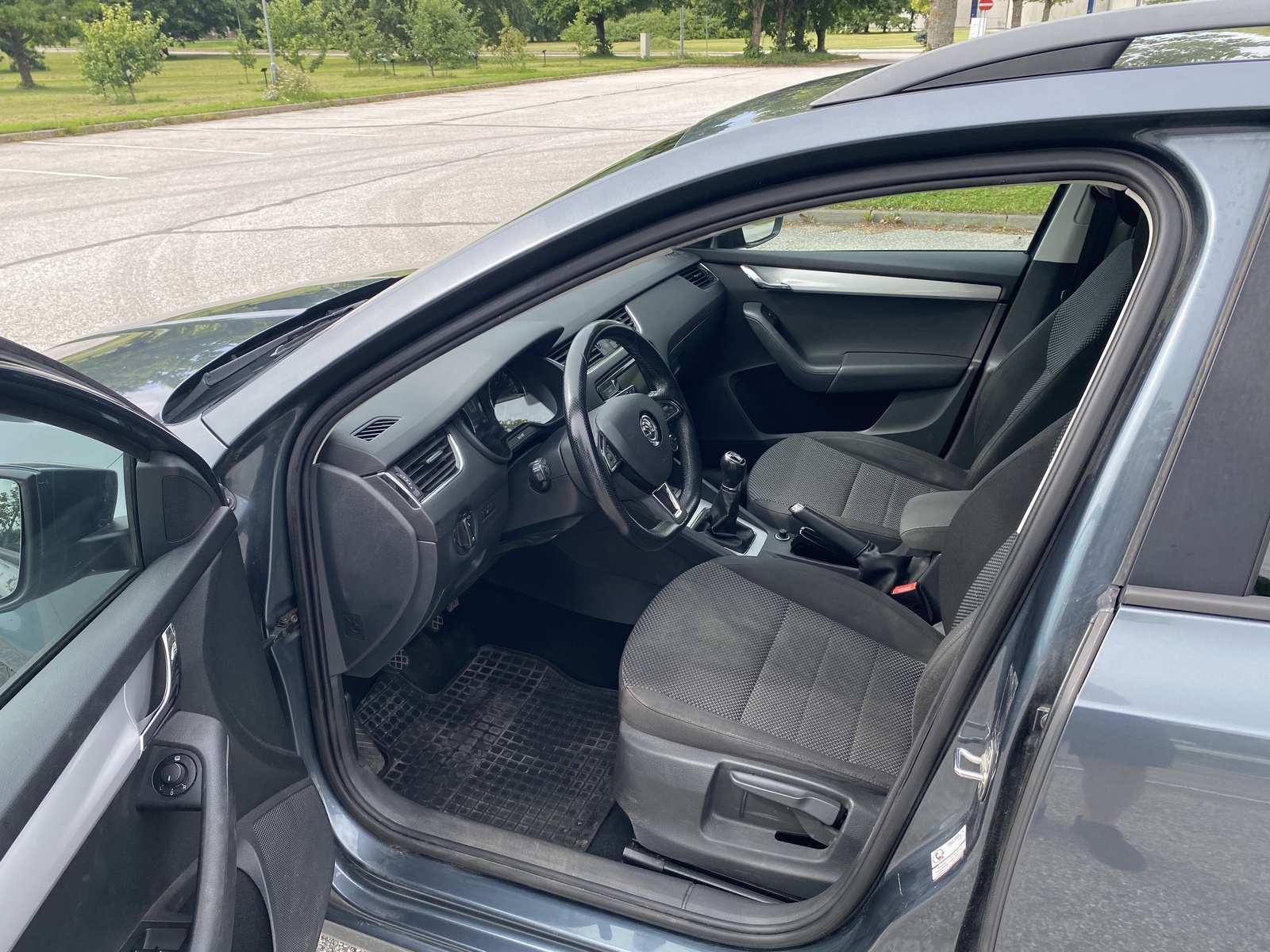 Škoda Octavia 2015, photo 2/9