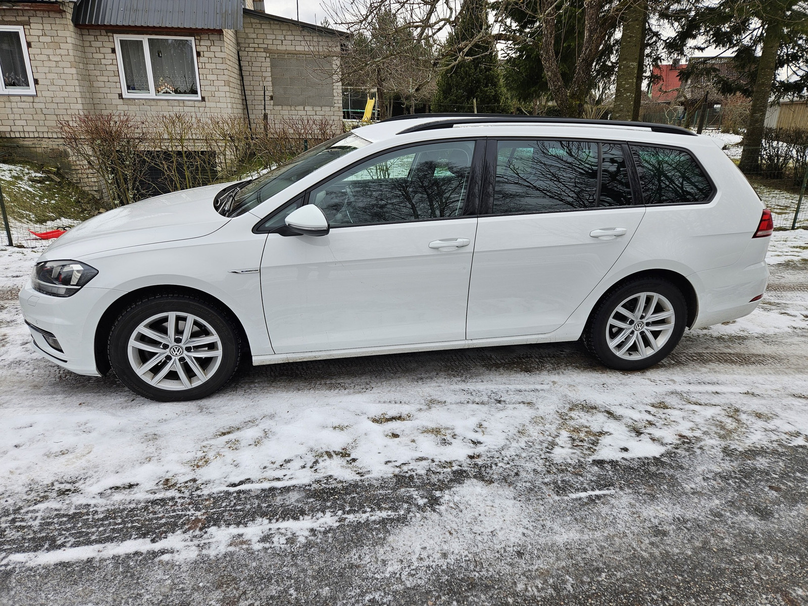 Volkswagen Golf 2020, kuva 3/8