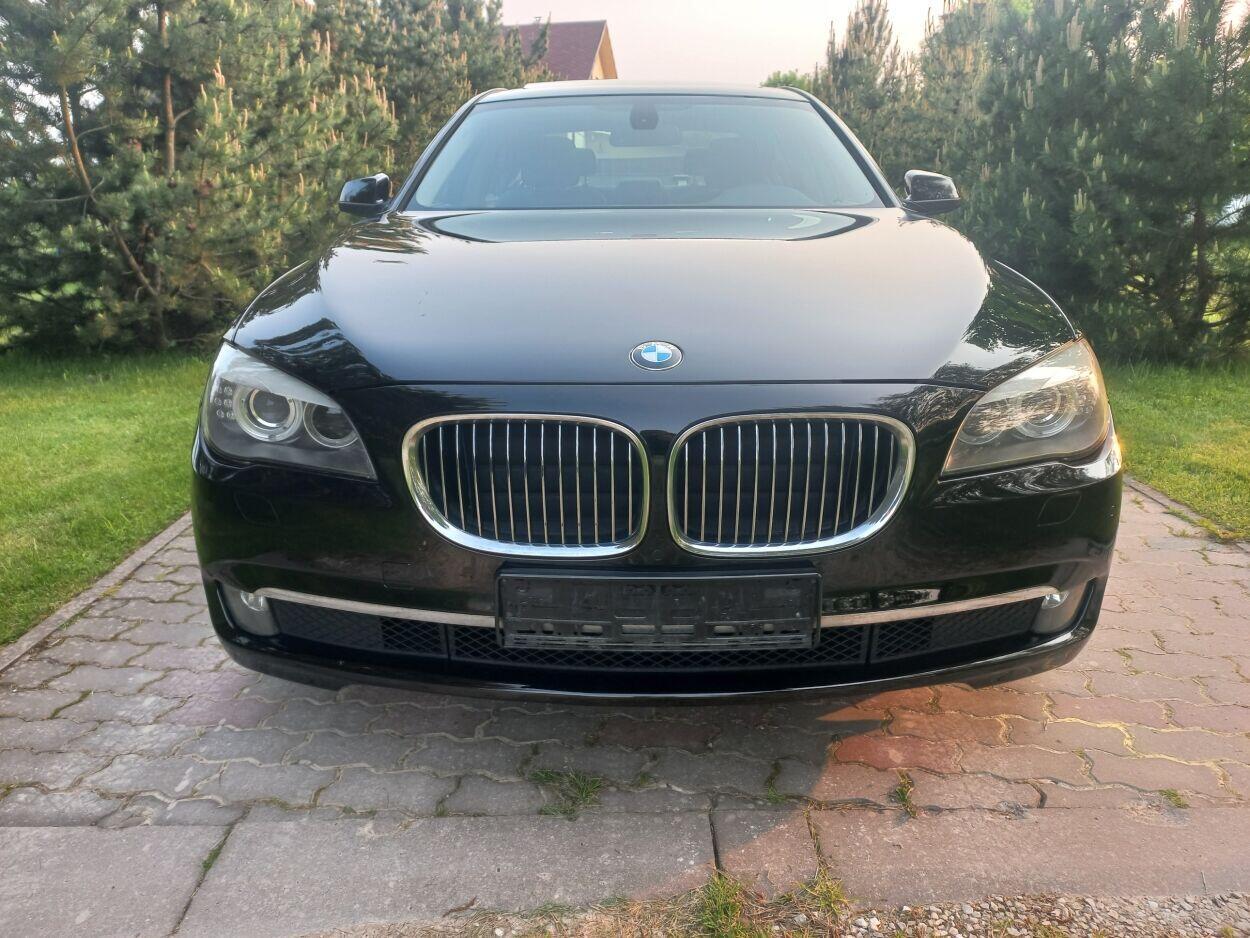 BMW 730 2011, photo 2/7