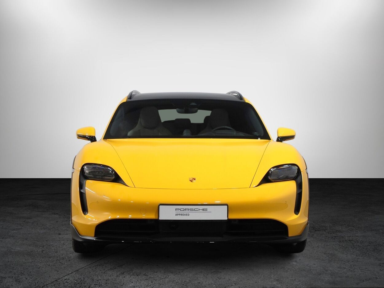 Porsche Taycan 2023, photo 2/30