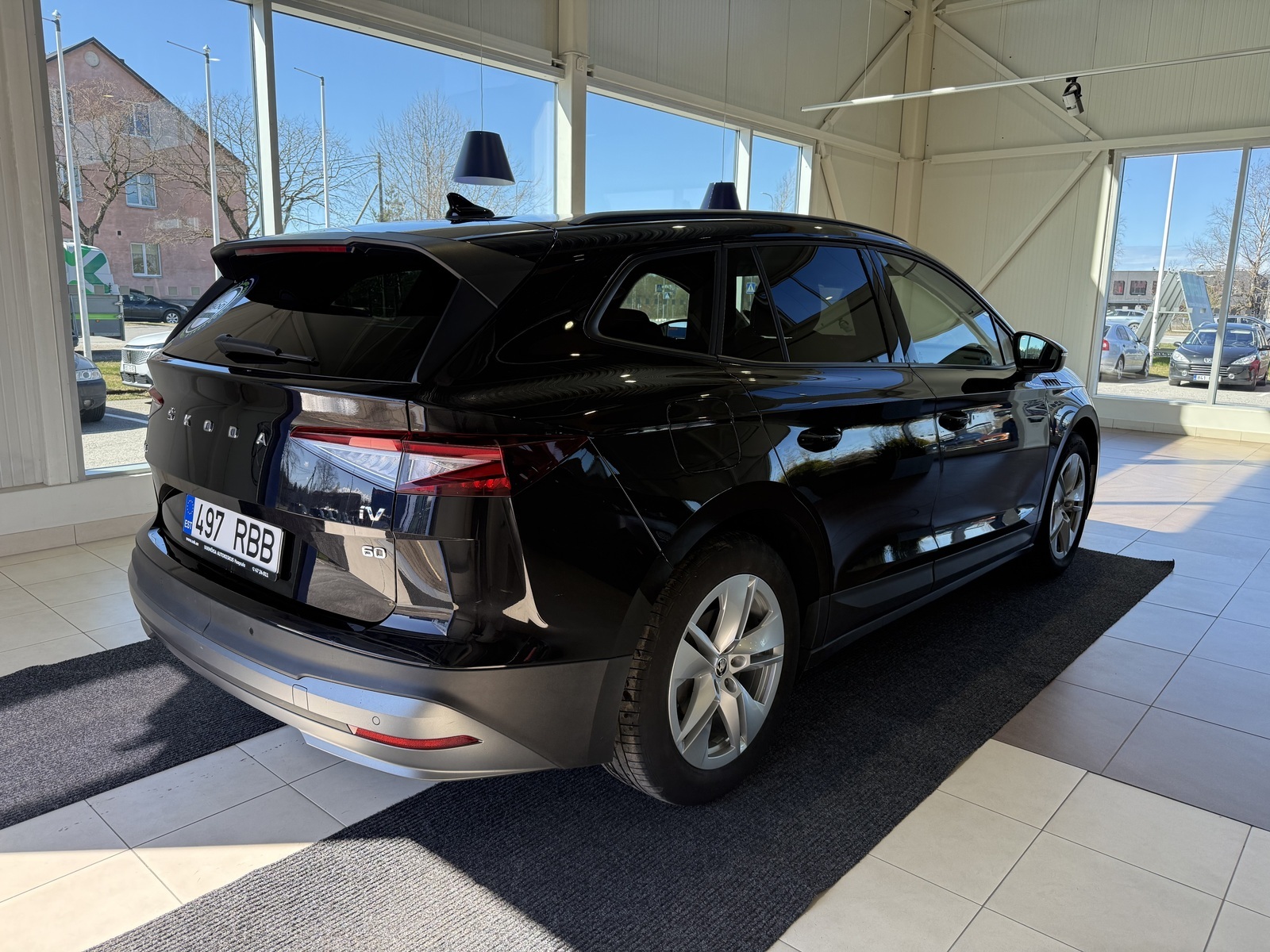 Škoda Enyaq iV60 2023, photo 3/12
