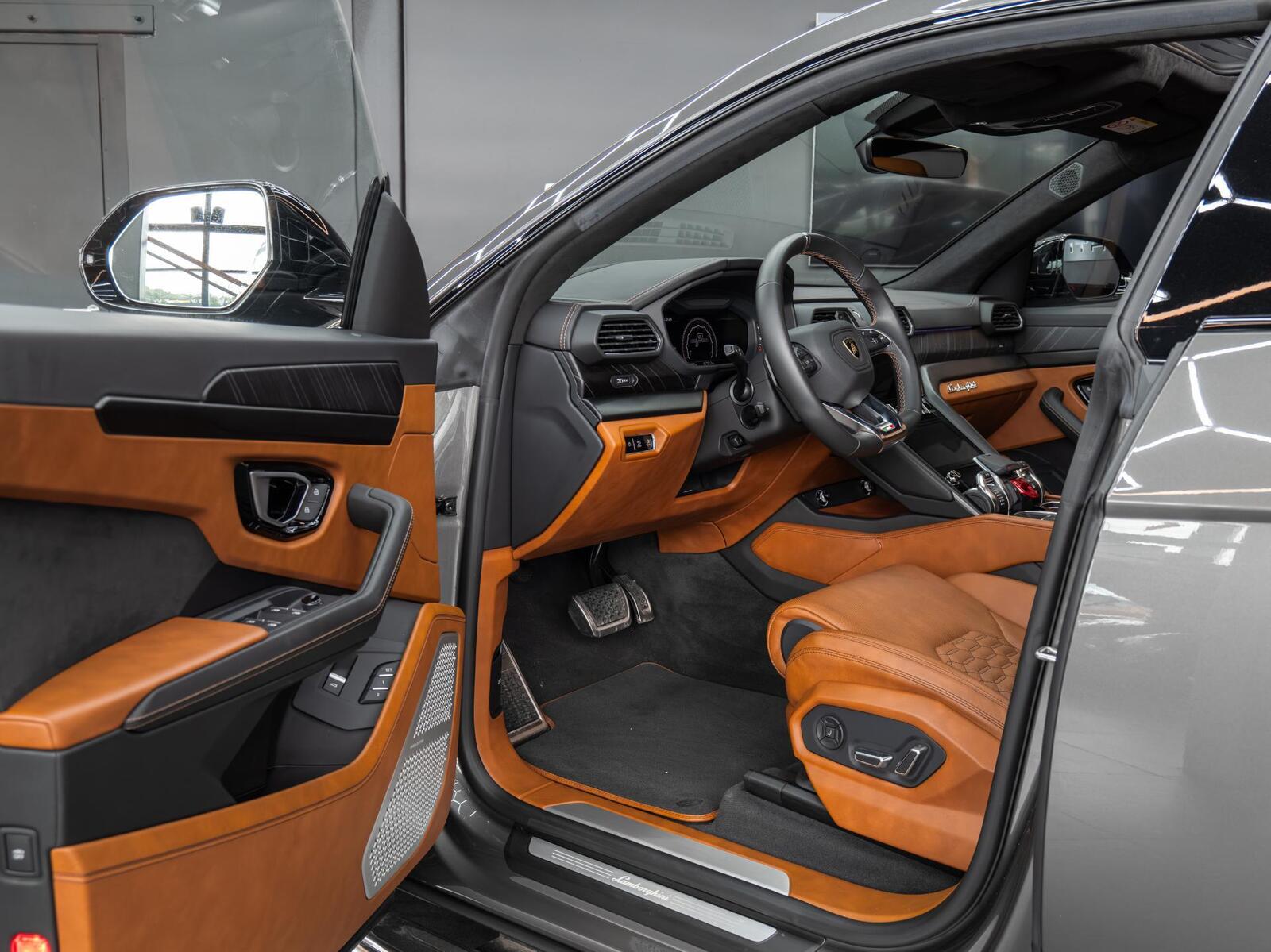Lamborghini Urus 2021, kuva 5/16