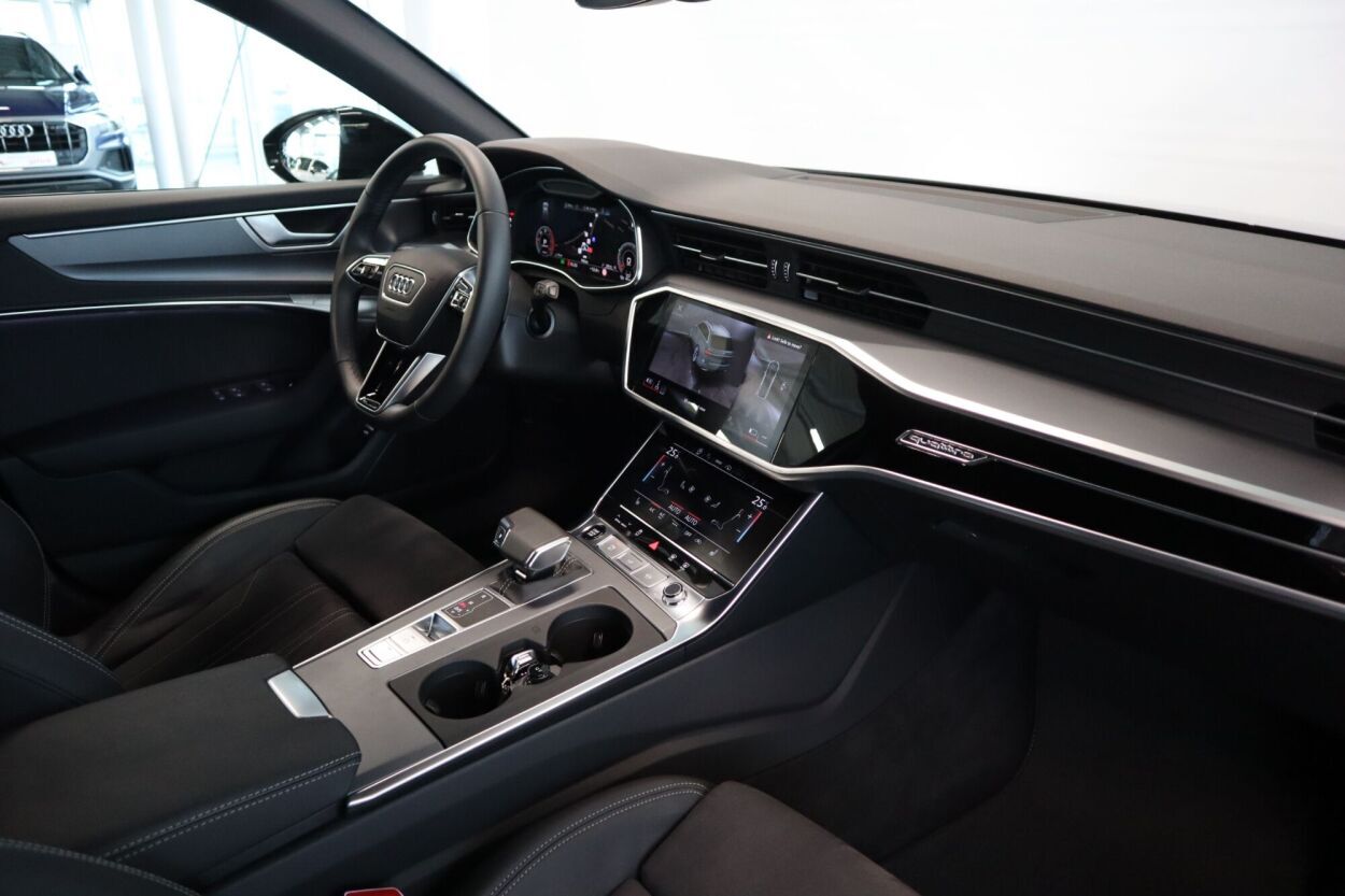 Audi A6 2025, photo 5/9