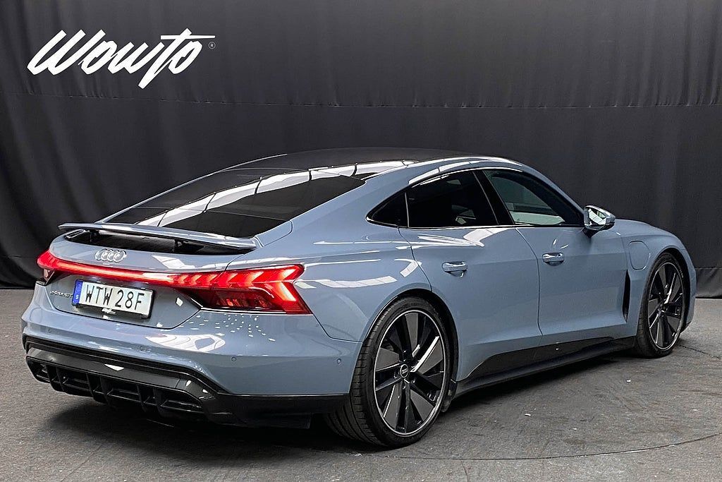 Audi e-tron 2021, photo 4/25