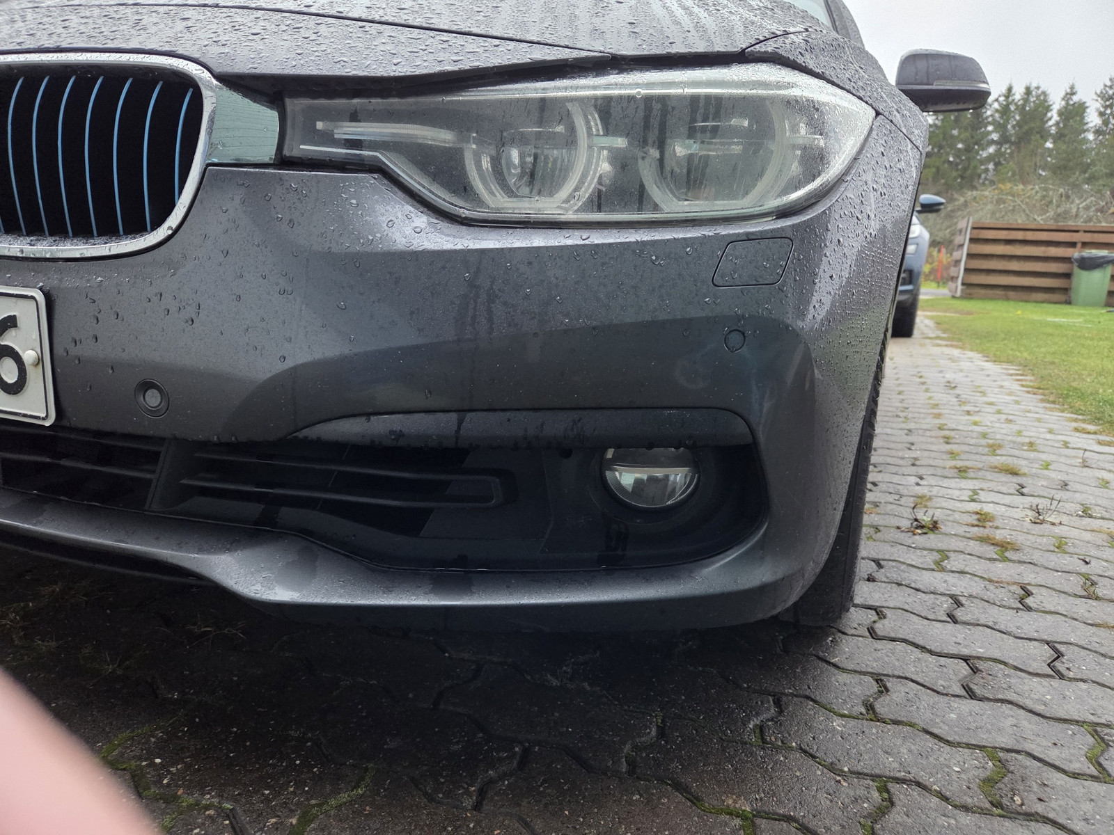 BMW 330