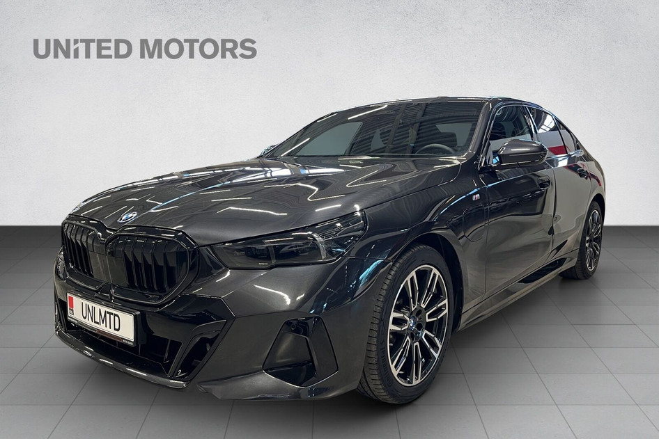 BMW 530, 2025, 220 kW, pistikhübriid (bensiin/elekter), automaat, nelikvedu