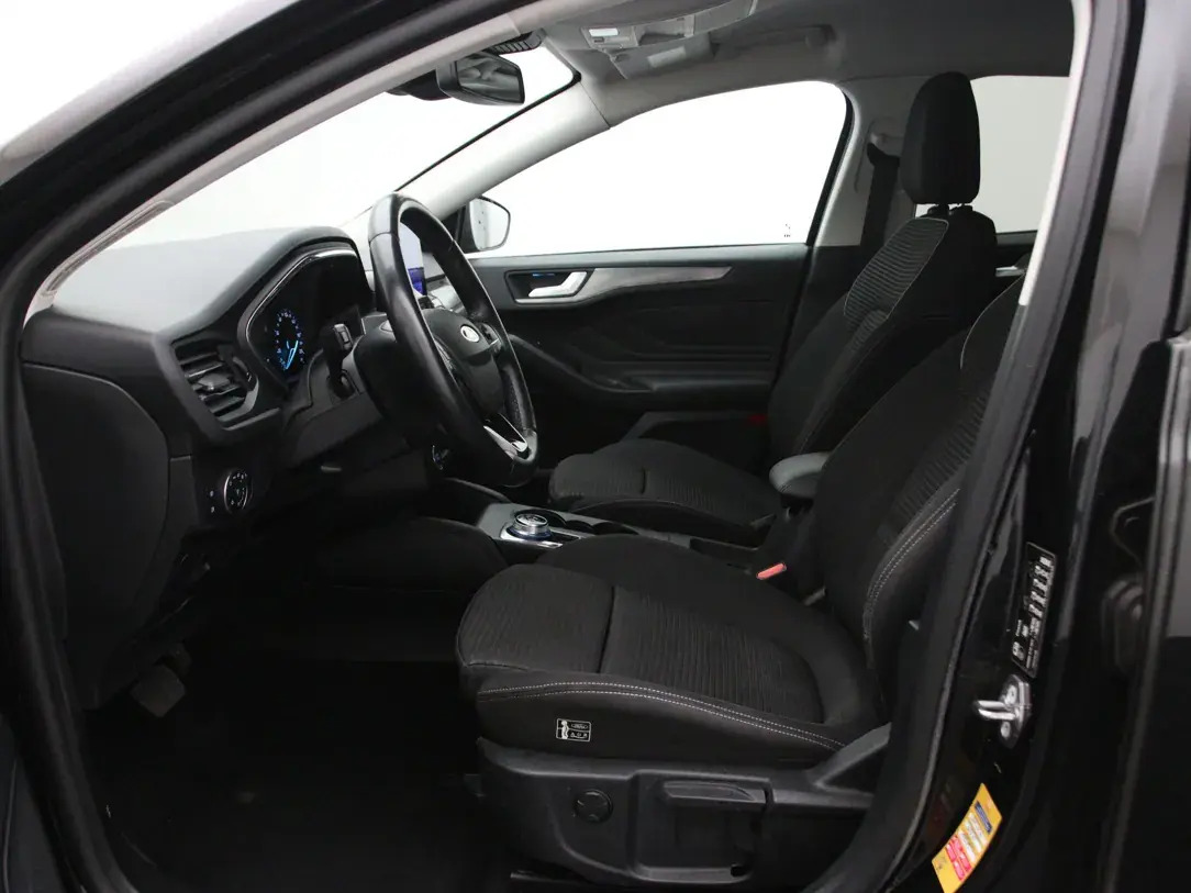Ford Focus Titanium Business 2.0 110kW 2020, kuva 4/10