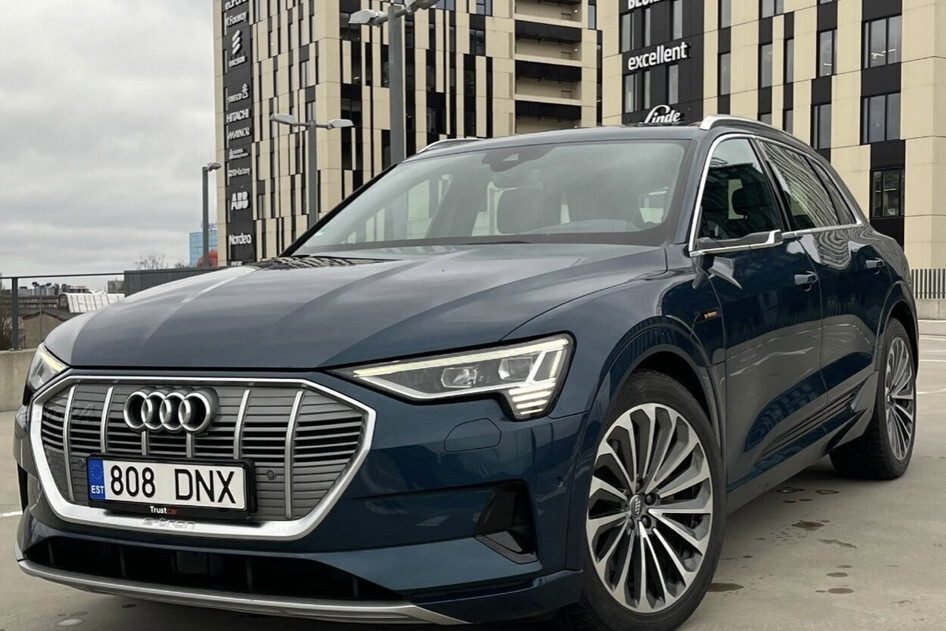 Audi e-tron, 2019, 158 kW, electric, automatic, four-wheel drive