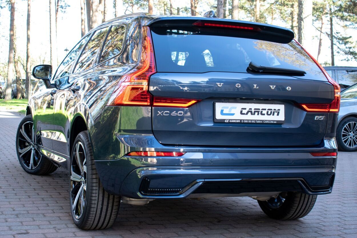 Volvo XC60 2024, photo 7/18