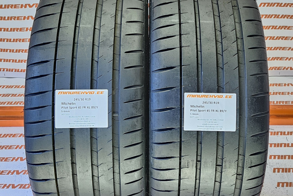 Подержанный летняя шина 245/30R19 Michelin Pilot Sport 4S FR XL 89/Y