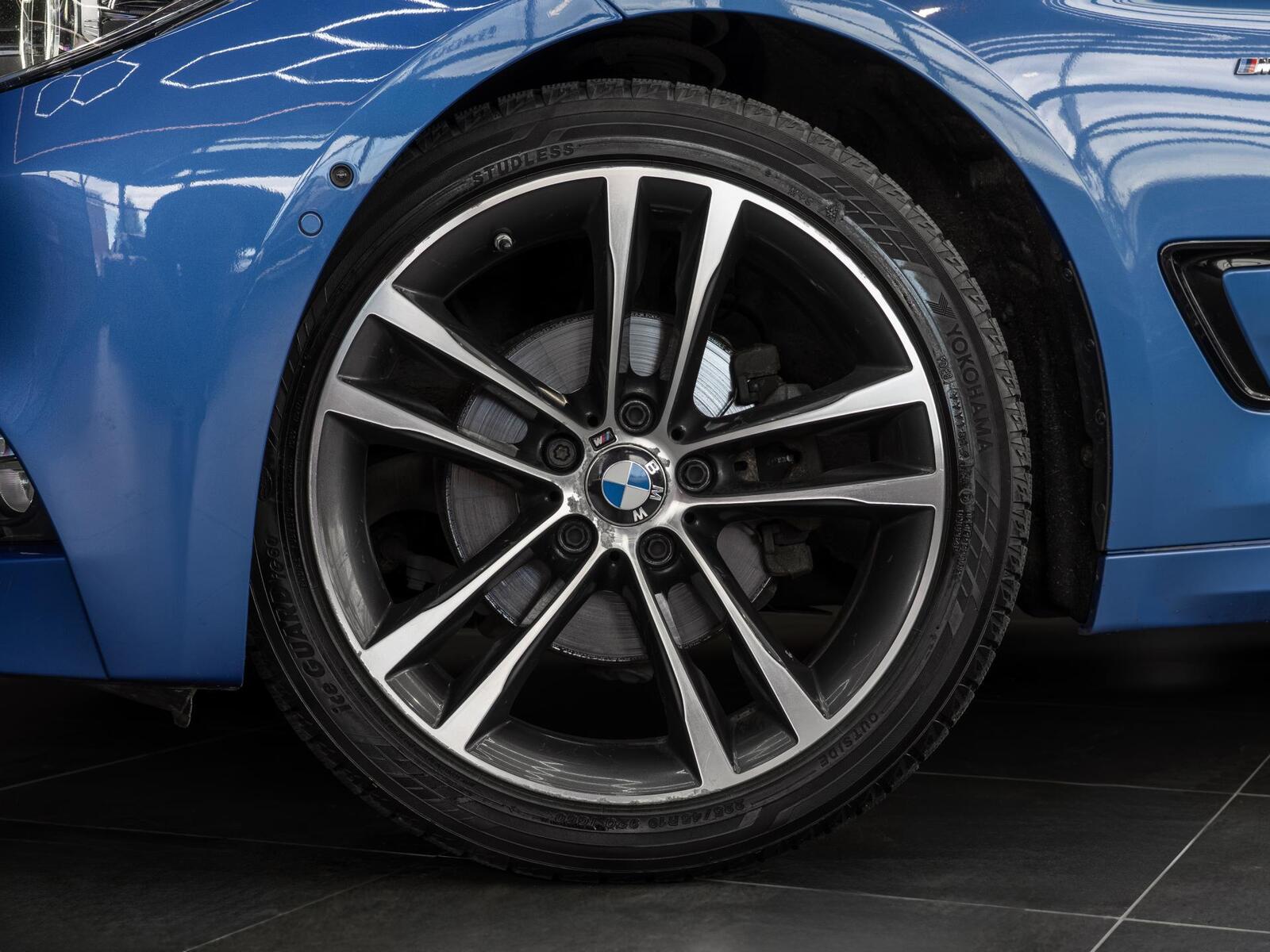 BMW 320 2019, photo 4/14