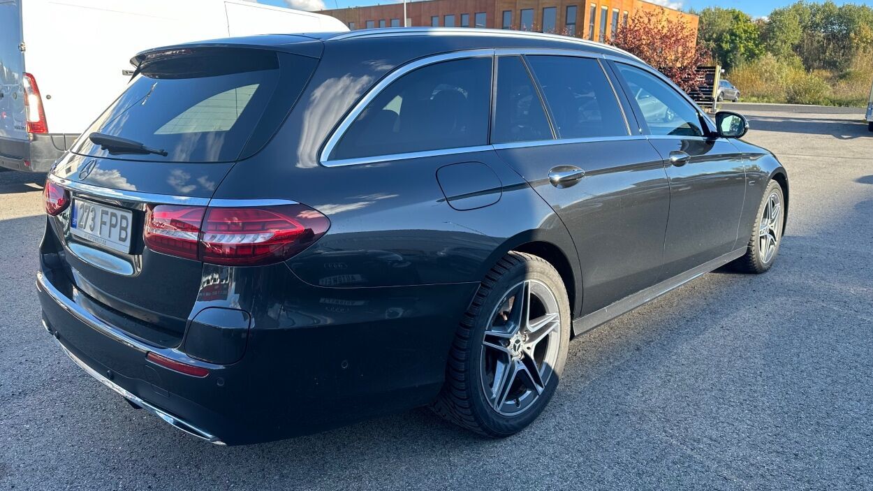 Mercedes-Benz E 300 de T 2020, kuva 5/29