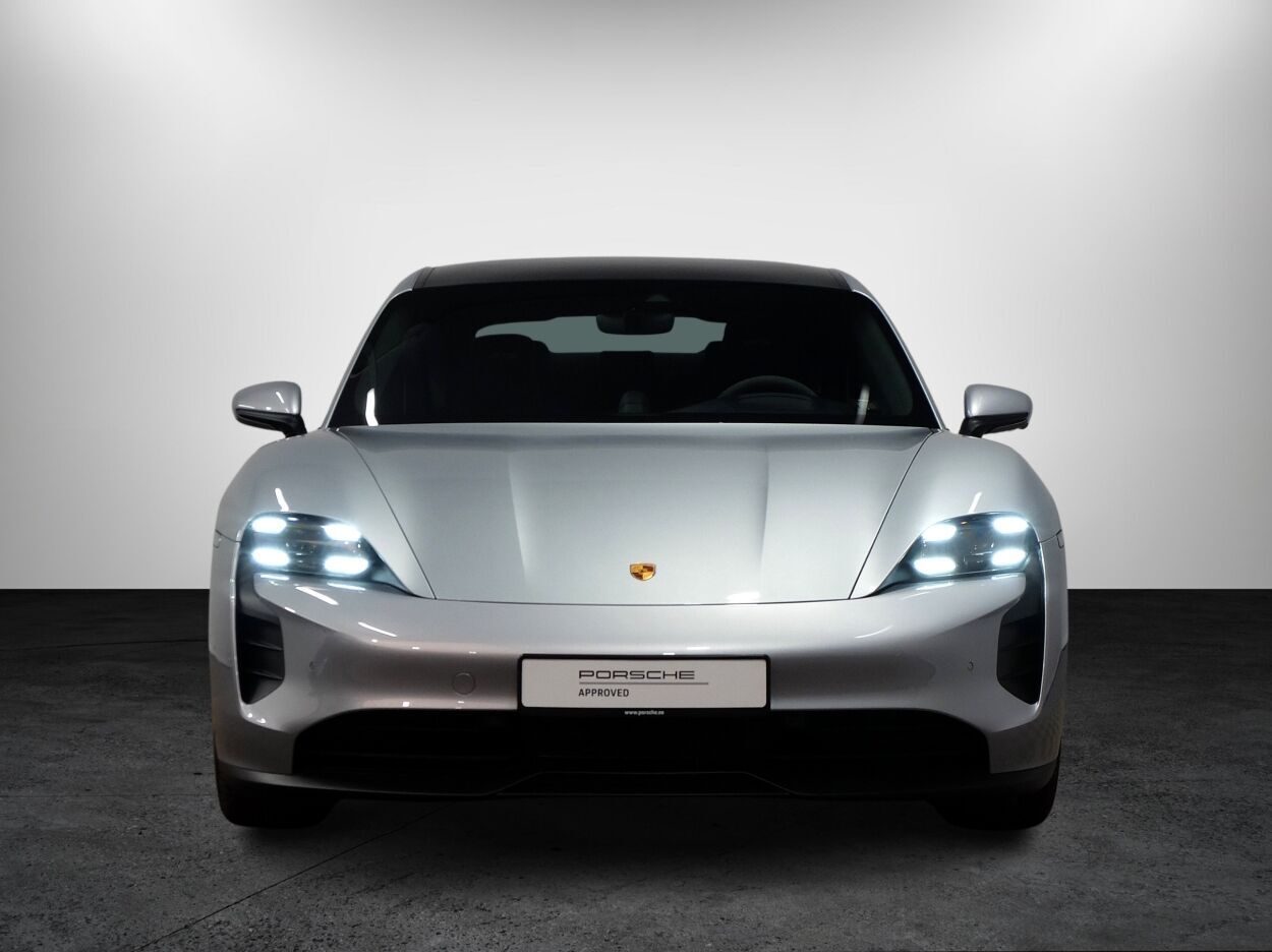 Porsche Taycan GTS 2023, photo 2/29