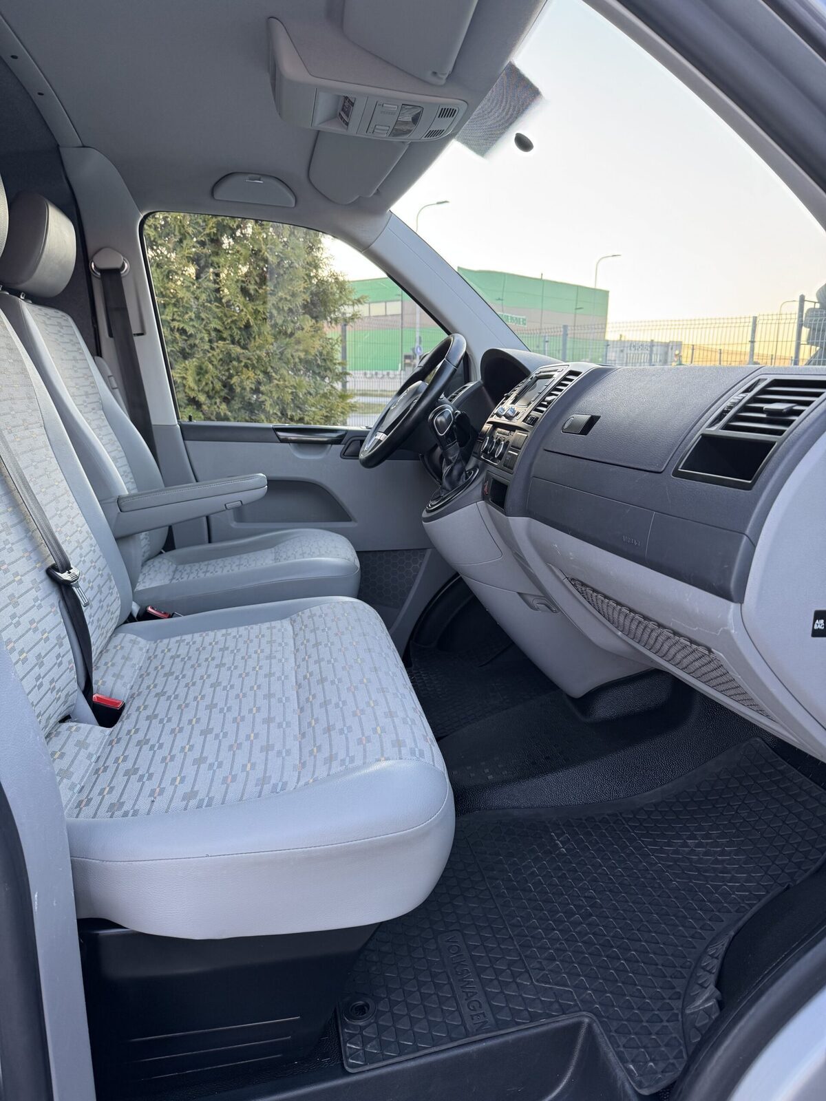 Volkswagen Transporter 2014, kuva 5/14