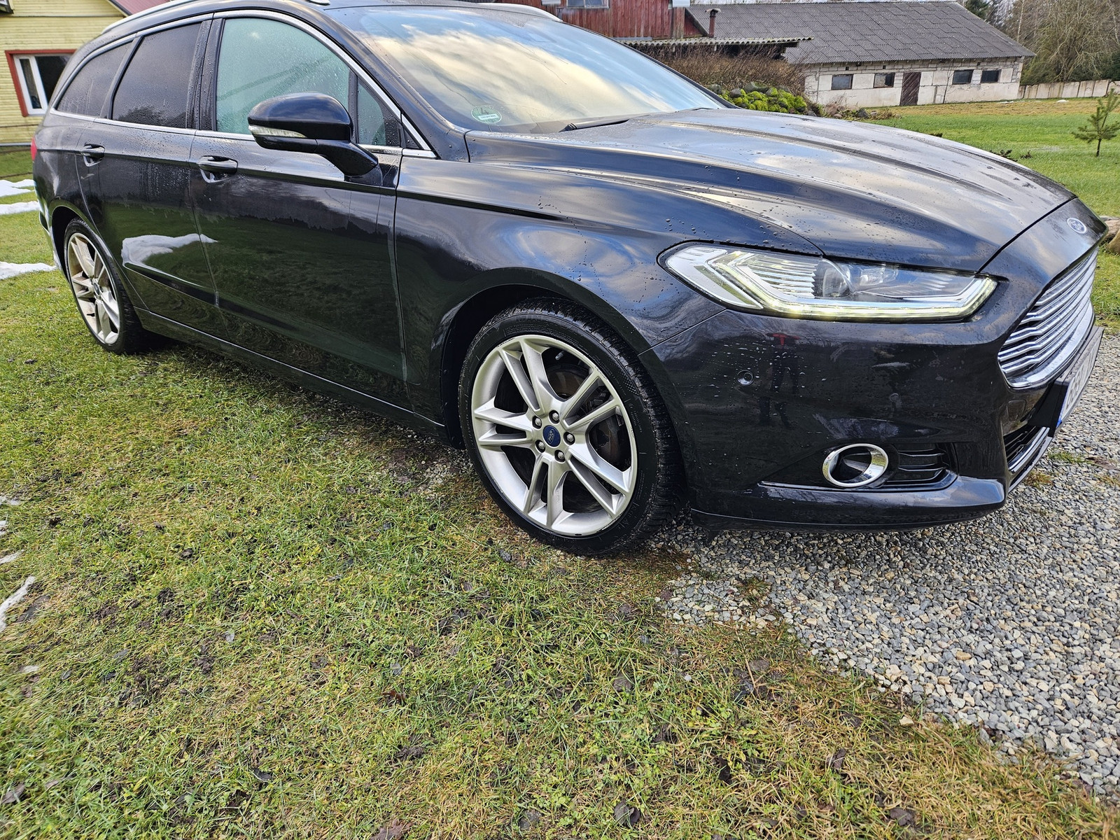 Ford Mondeo 2015, photo 3/10