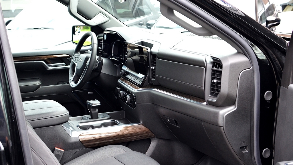 Chevrolet Silverado Z71 2026, kuva 6/10