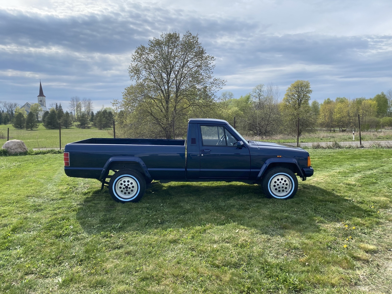Jeep Comanche 1988, photo 3/12