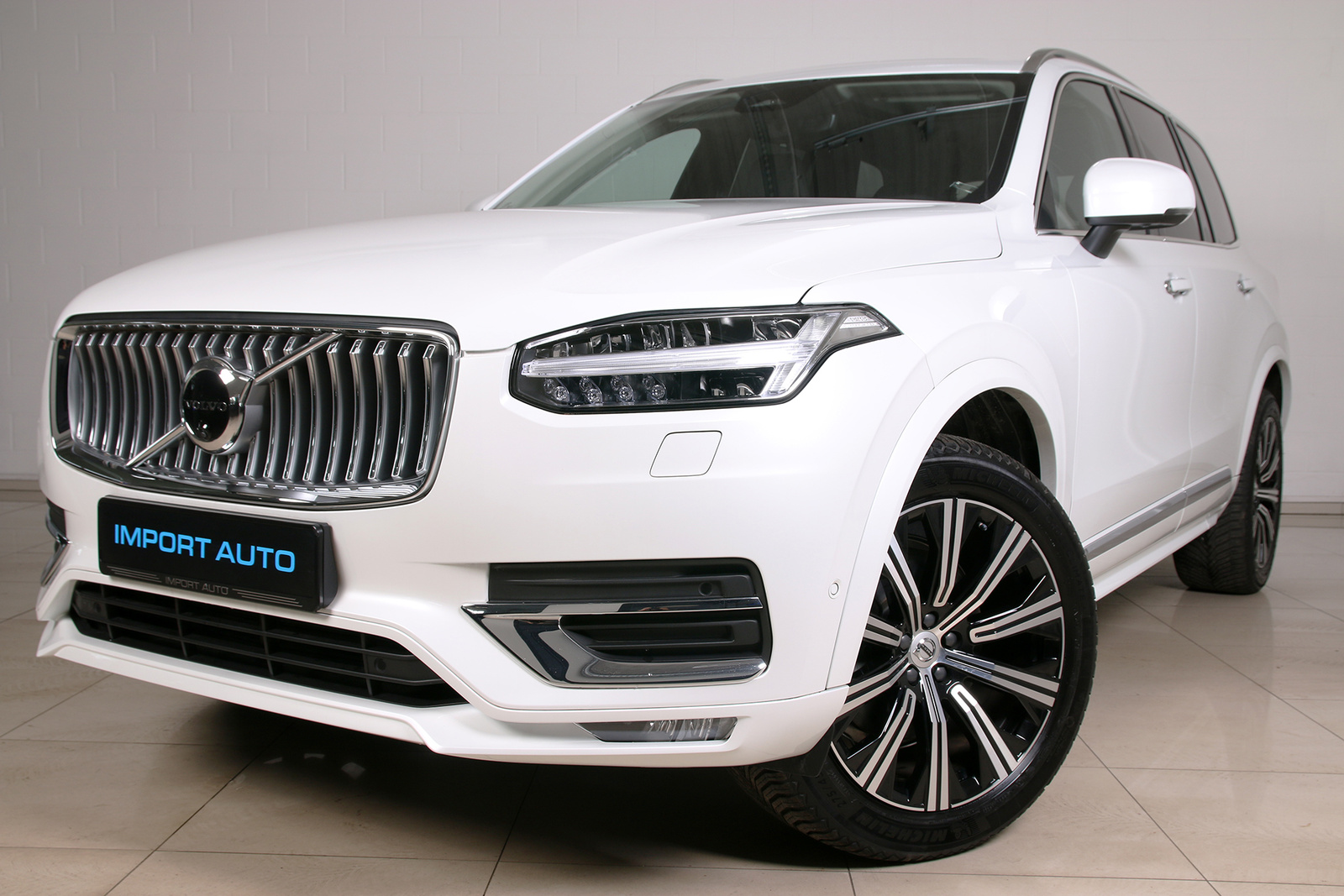 Volvo XC90 AWD PLUS BRIGHT 7 INTELLI SAFE PRO 2.0 B5 KERS Mild Hybrid 173kW