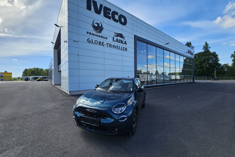 Fiat 600, 2026, 1.2, 107 kW, гибрид (бензин/электричество), автомат, передний привод