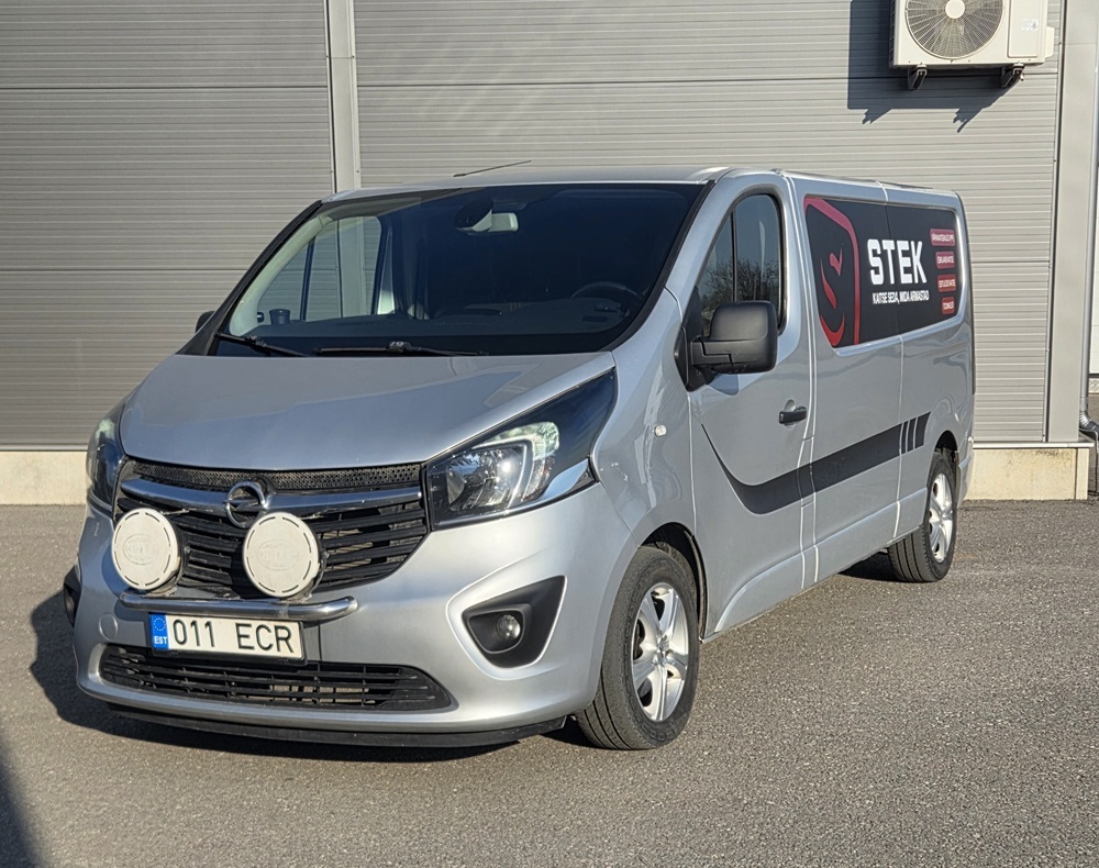 Opel Vivaro 2015, photo 2/10