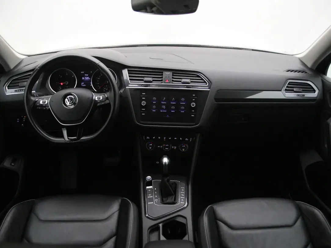Volkswagen Tiguan 2021, photo 2/38