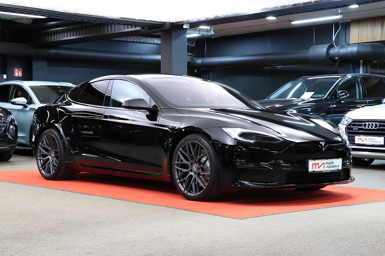 Tesla Model S