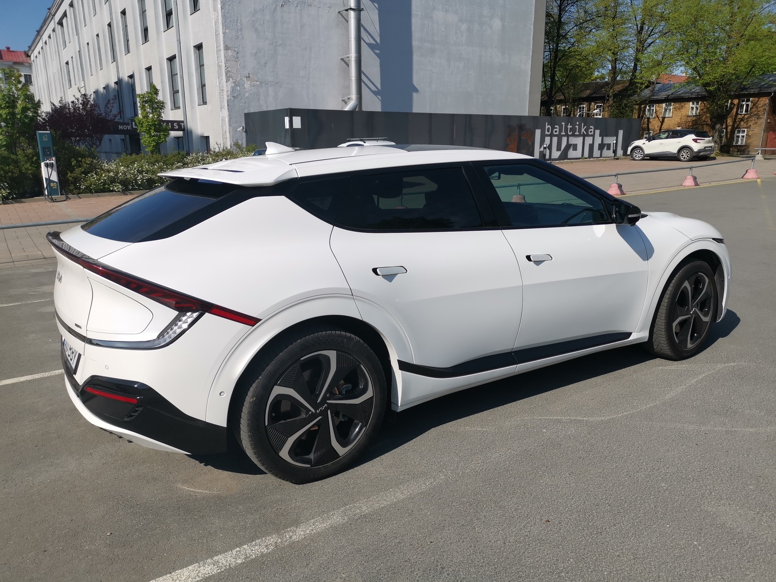 Kia EV6 2022, photo 3/19
