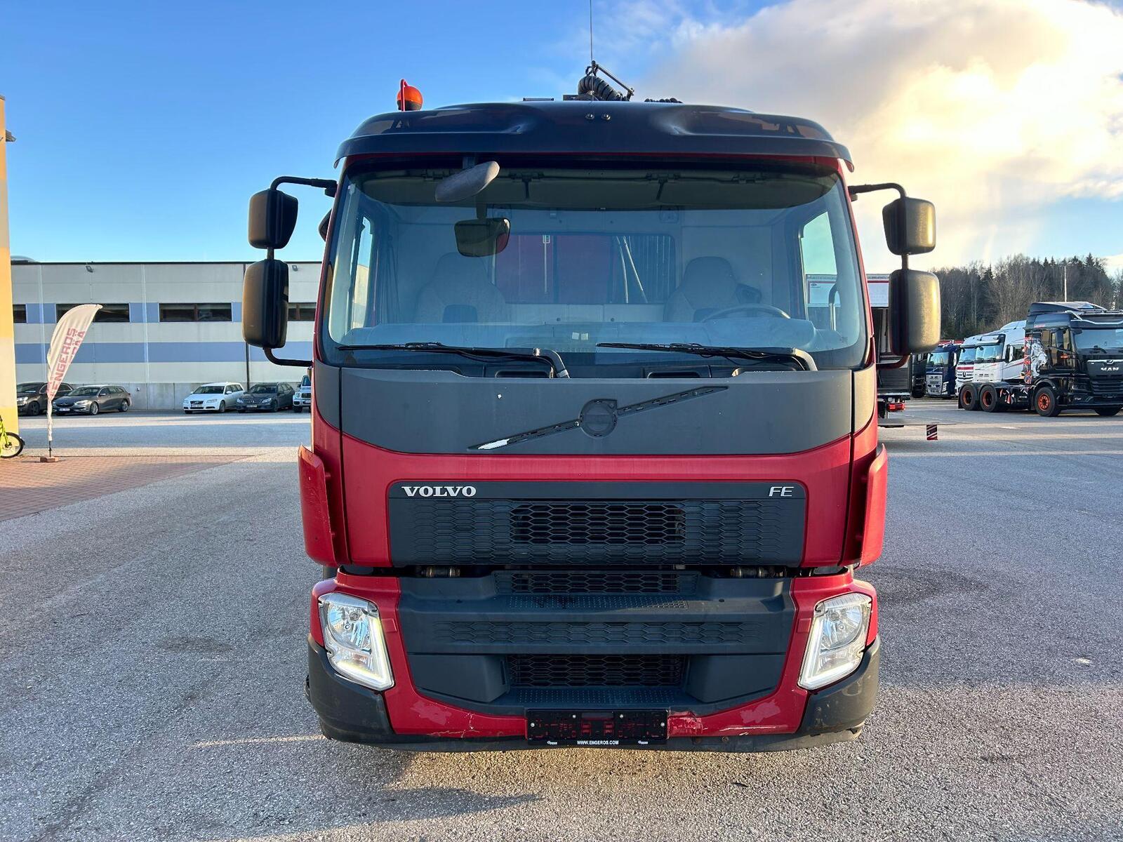Volvo FE320 2015, photo 2/22