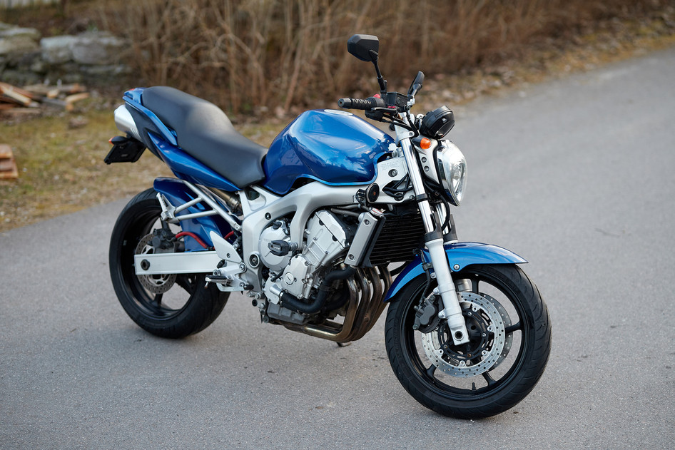 Yamaha FZ6-N, 2004, 0.6, 72 kW, бензин, механическая, задний привод
