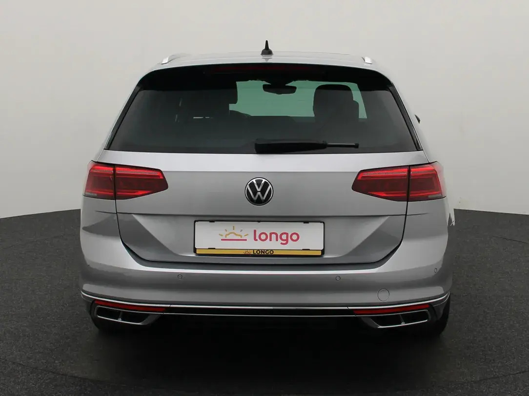 Volkswagen Passat 2023, photo 5/43
