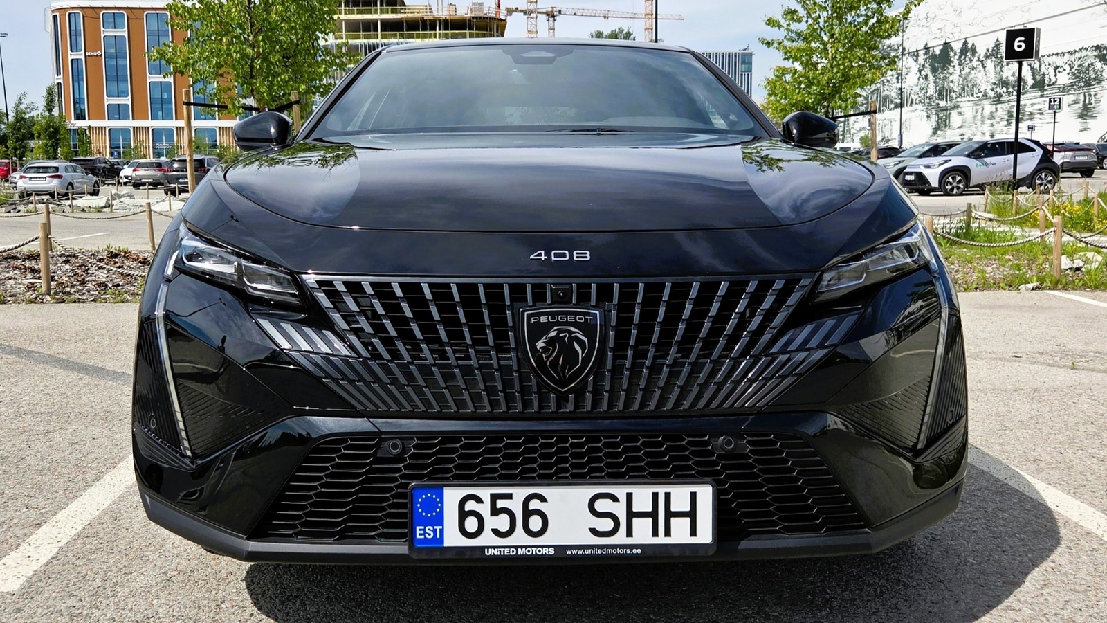 Peugeot 408 2024, photo 6/10